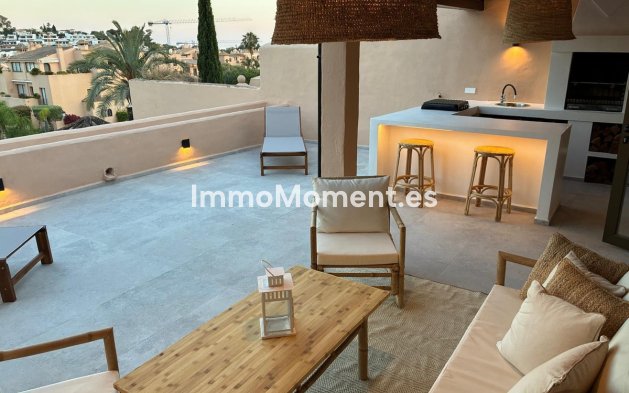 Apartamento - Reventa - Estepona  - Estepona Centro