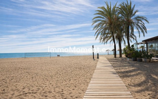 Apartamento - Reventa - Estepona  - RSO-83486