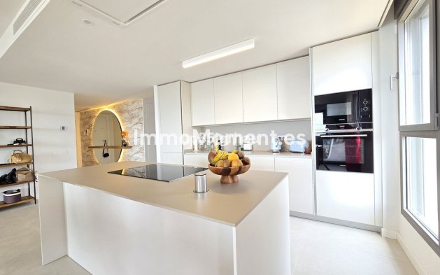 Apartamento - Reventa - Estepona  - Selwo
