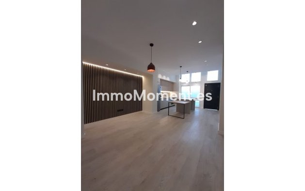 Apartamento - Reventa - Málaga - Málaga