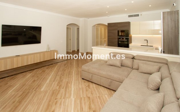 Apartamento - Reventa - Marbella - Elviria