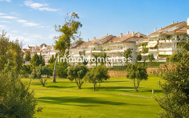 Apartamento - Reventa - Marbella - Guadalmina Baja