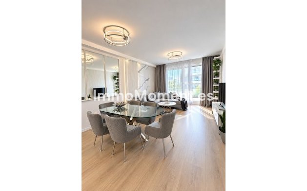 Apartamento - Reventa - Marbella - Nueva Andalucía