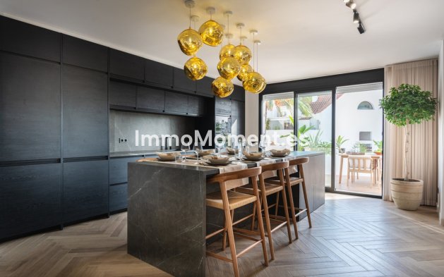 Apartamento - Reventa - Marbella - Nueva Andalucía