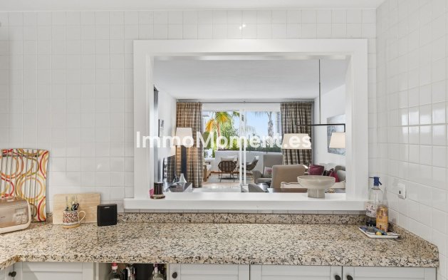 Apartamento - Reventa - Marbella - Nueva Andalucía
