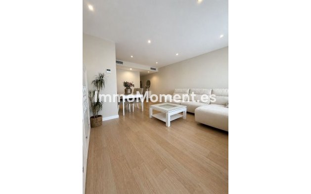 Apartamento - Reventa - Torremolinos - El Pinillo