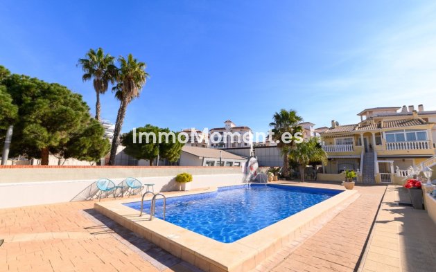 Apartamento - Reventa - Torrevieja - La Mata