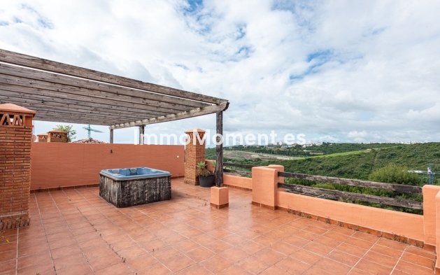 Apartment - Resale - Casares - Casares Centro