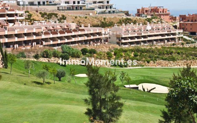 Apartment - Resale - Casares - Doña Julia