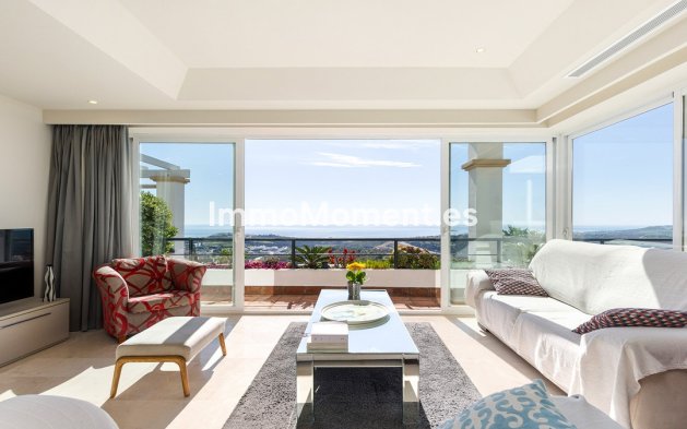 Apartment - Resale - Casares - Doña Julia