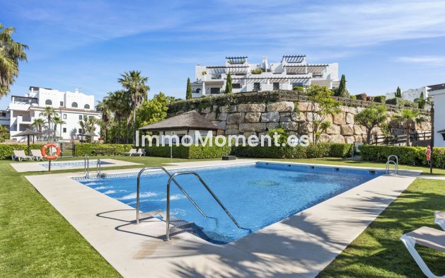 Apartment - Resale - Casares - Doña Julia