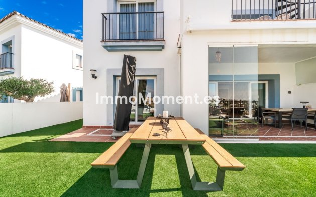 Apartment - Resale - El Paraiso - New Golden Mile