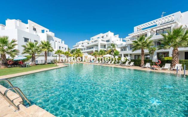 Apartment - Resale - El Paraiso - New Golden Mile