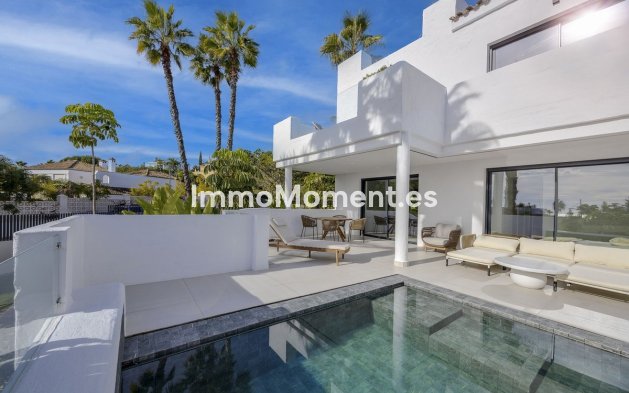 Apartment - Resale - El Paraiso - New Golden Mile