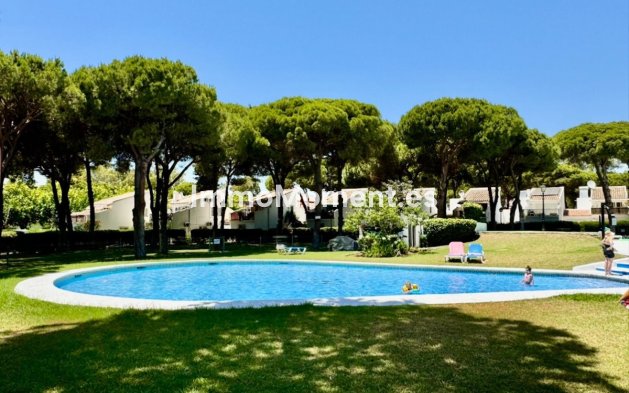 Apartment - Resale - Estepona - Benamara