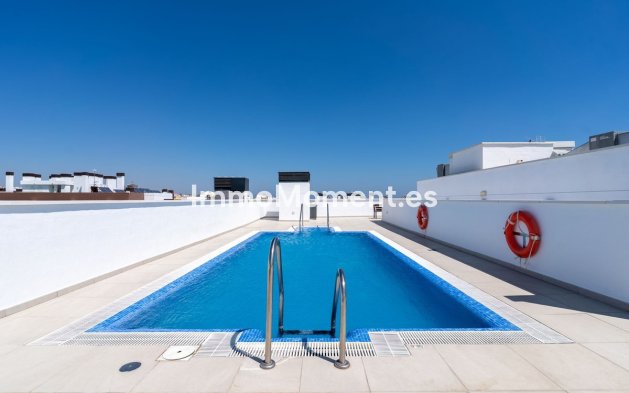 Apartment - Resale - Estepona - Estepona Centro