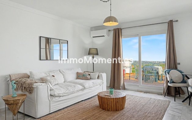 Apartment - Resale - Estepona - Estepona Centro
