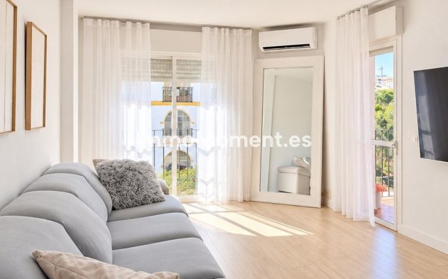 Apartment - Resale - Estepona - Estepona Centro