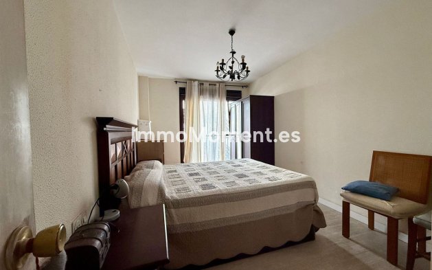 Apartment - Resale - Estepona - Estepona Centro