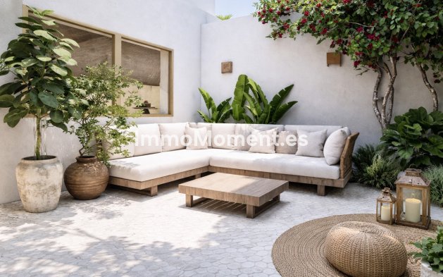 Apartment - Resale - Estepona - Estepona Centro