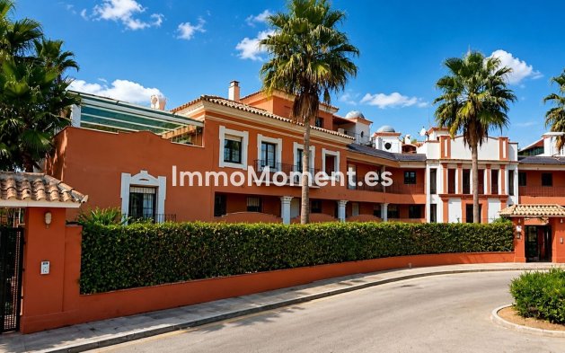 Apartment - Resale - Estepona - Estepona Centro