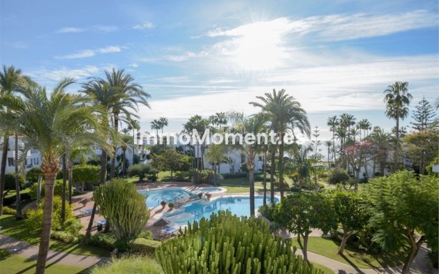 Apartment - Resale - Estepona - Estepona Centro