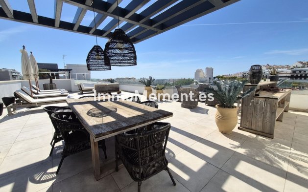 Apartment - Resale - Estepona - Estepona Centro