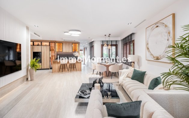 Apartment - Resale - Estepona - Estepona Centro