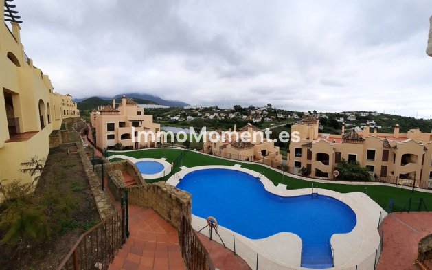 Apartment - Resale - Estepona - Estepona Centro