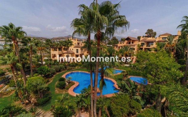 Apartment - Resale - Estepona - RSO-77757