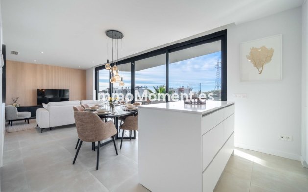 Apartment - Resale - Fuengirola - RSO-44386
