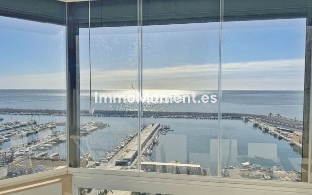 Apartment - Resale - Fuengirola - RSO-84046
