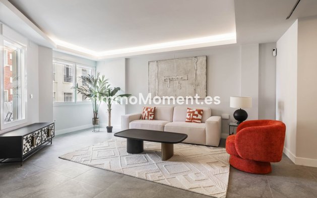 Apartment - Resale - Málaga - Centro Histórico