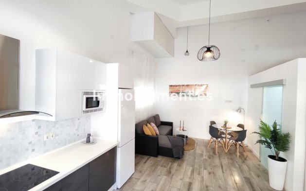 Apartment - Resale - Málaga - El Ejido