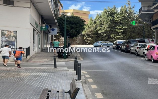 Apartment - Resale - Málaga - El Palo