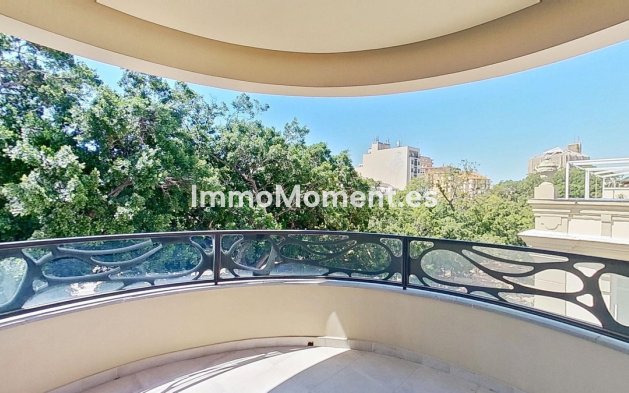 Apartment - Resale - Málaga - Málaga Centro