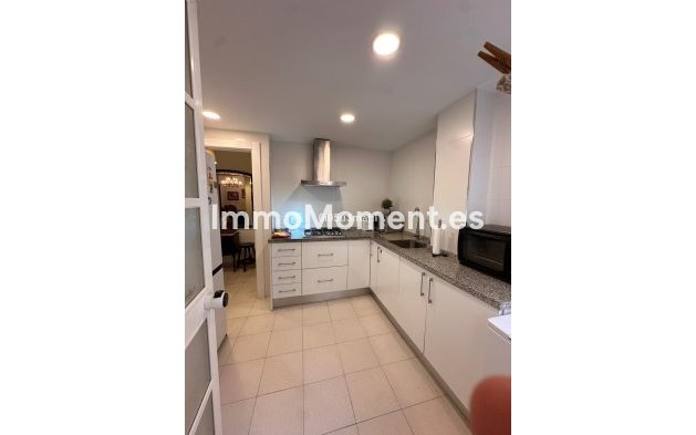 Apartment - Resale - Málaga - Victoria Eugenia