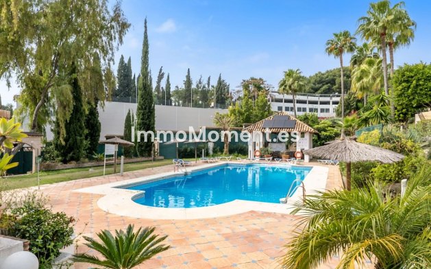 Apartment - Resale - Marbella - Aloha