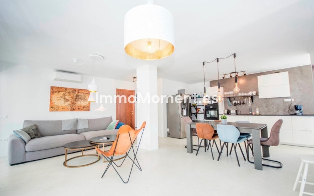 Apartment - Resale - Marbella - Elviria