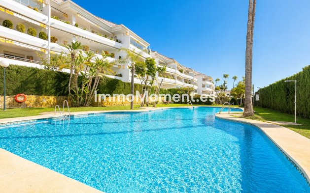 Apartment - Resale - Marbella - Guadalmina Baja
