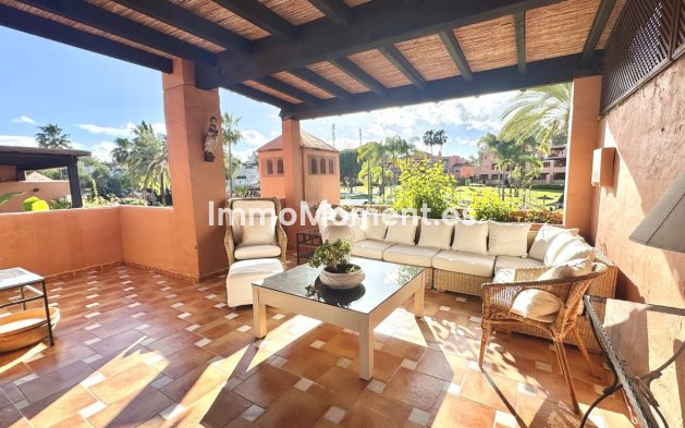 Apartment - Resale - Marbella - Guadalmina Baja