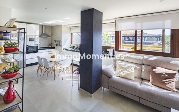 Apartment - Resale - Marbella - Nueva Andalucía