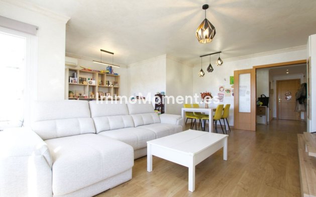 Apartment - Resale - Marbella - Nueva Andalucía