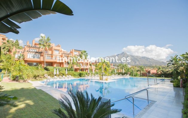 Apartment - Resale - Marbella - Nueva Andalucía