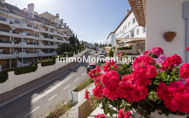 Apartment - Resale - Marbella - Nueva Andalucía