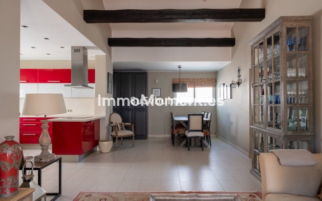 Apartment - Resale - Marbella - Nueva Andalucía