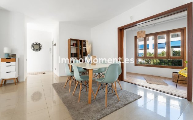 Apartment - Resale - Marbella - Puerto Banús