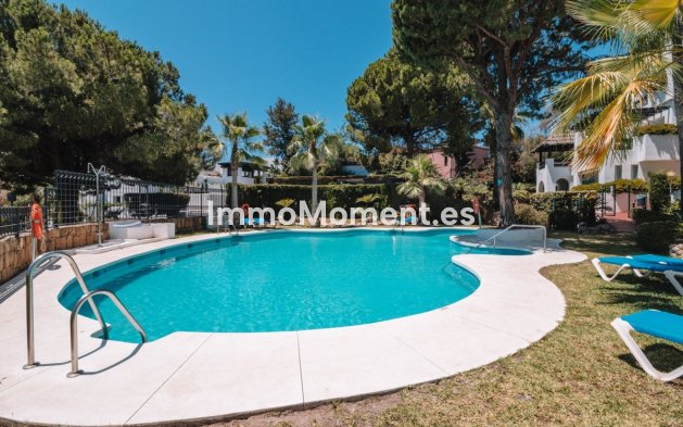 Apartment - Resale - Marbella - Río Real