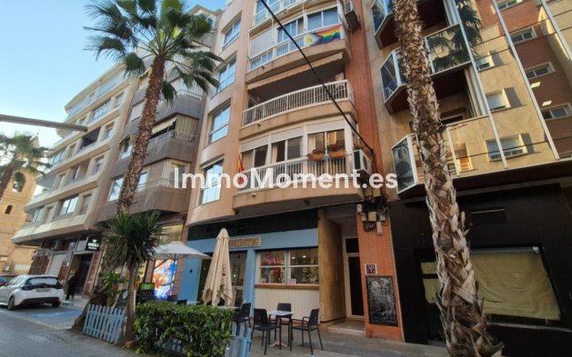 Apartment - Resale - Torrevieja - Torrevieja Centro