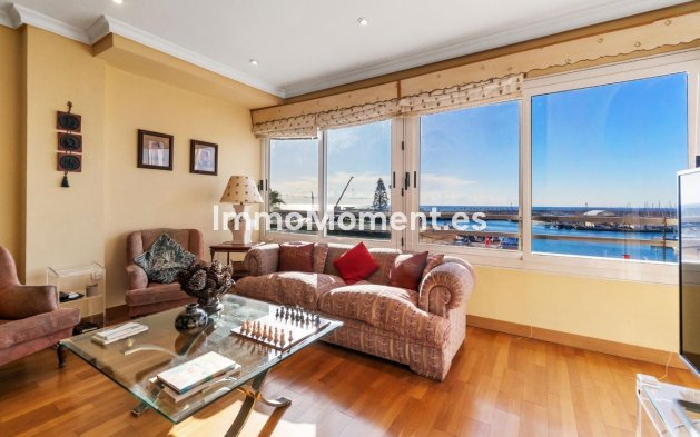 Apartment - Resale - Torrevieja - Torrevieja Centro